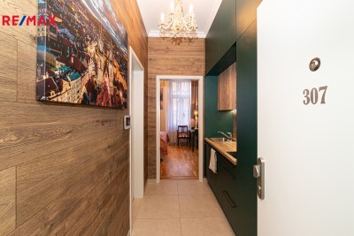 Prodej bytu 1+kk, 22 m2, Praha
