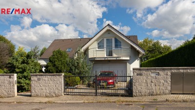 Pronájem rodinného domu, 280 m2, Jesenice