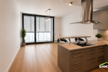  Exkluzivní prodej elegantního bytu 1+kk s balkonem a parkingem, Anděl City  Praha 5, Smíchov